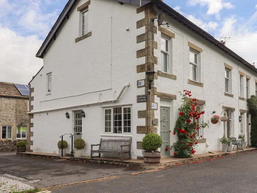 Dales Cottage - Image 1