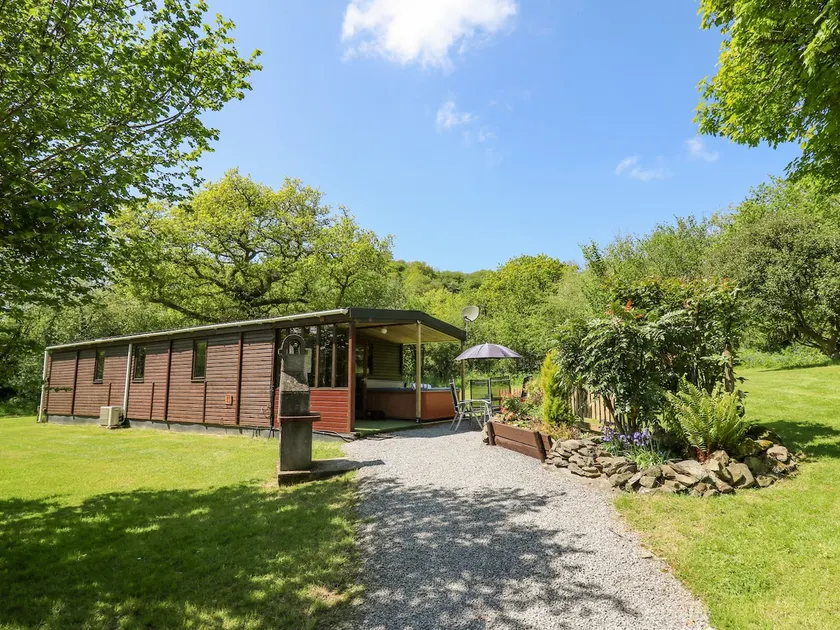 Brook Lodge - Image 1