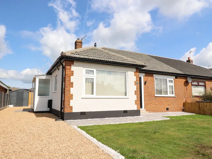2 Pine Grove - Image 1
