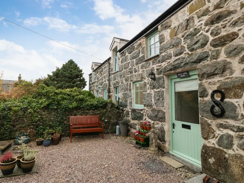 Bryn Aber Bach - Image 1