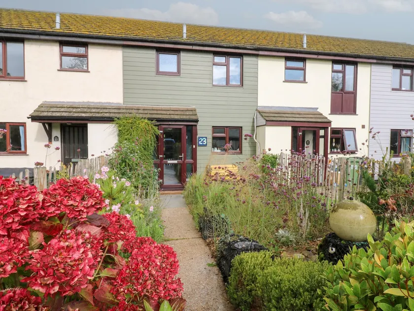 Coastguard Cottage - Image 1