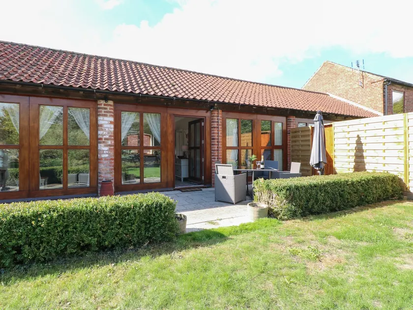 Avenue Croft - Image 1