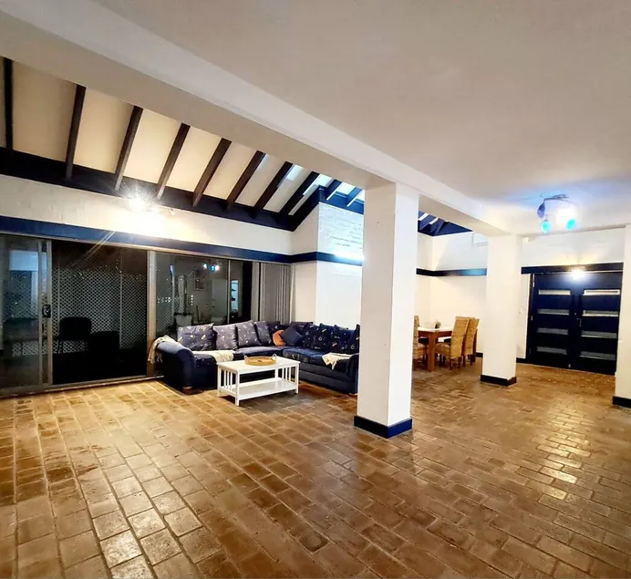 Mandurah Family Resort Bunkhouse - Image 1