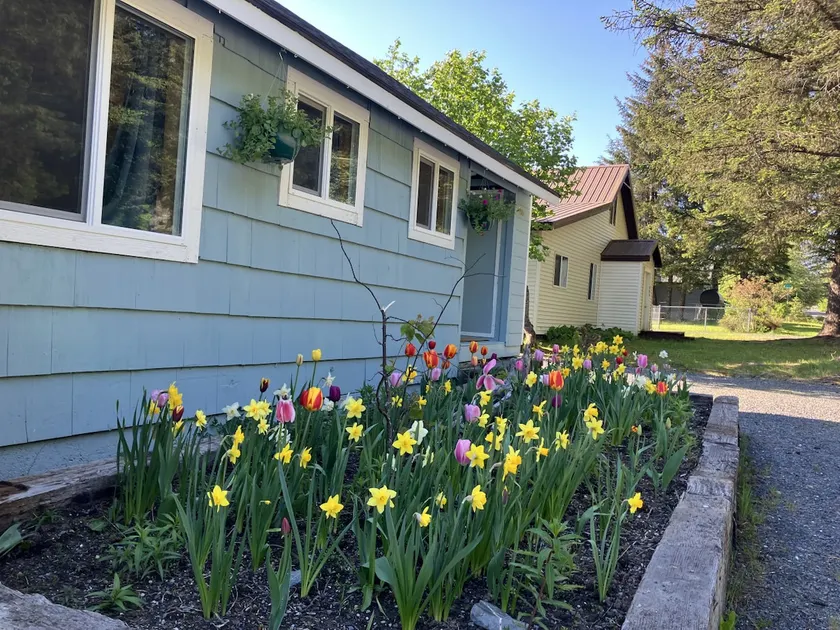 Two Lakes Guesthouse - Image 1