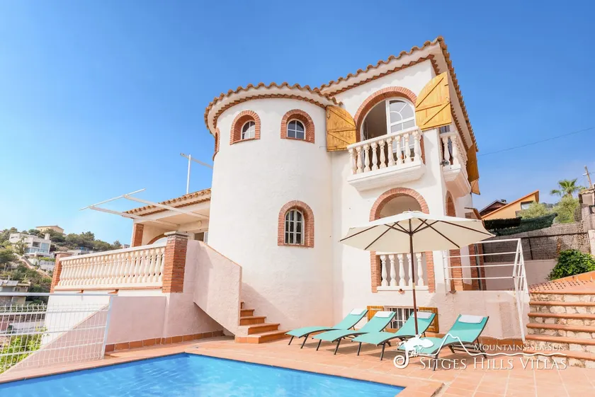 Villa Calma - Sea View & Pool - Image 1