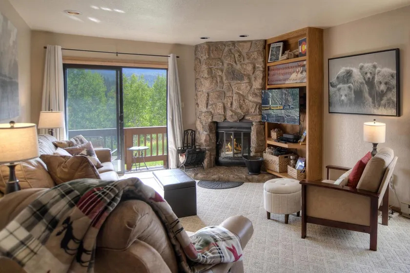 North Star | Pool, Hot Tub, Ski Shuttle & Views - Tennis, Fireplace, Deck - Image 1