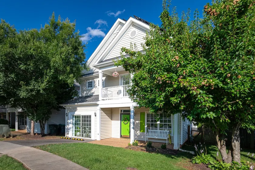 Belmont Oasis |Great Downtown Charlottesville Stay - Image 1