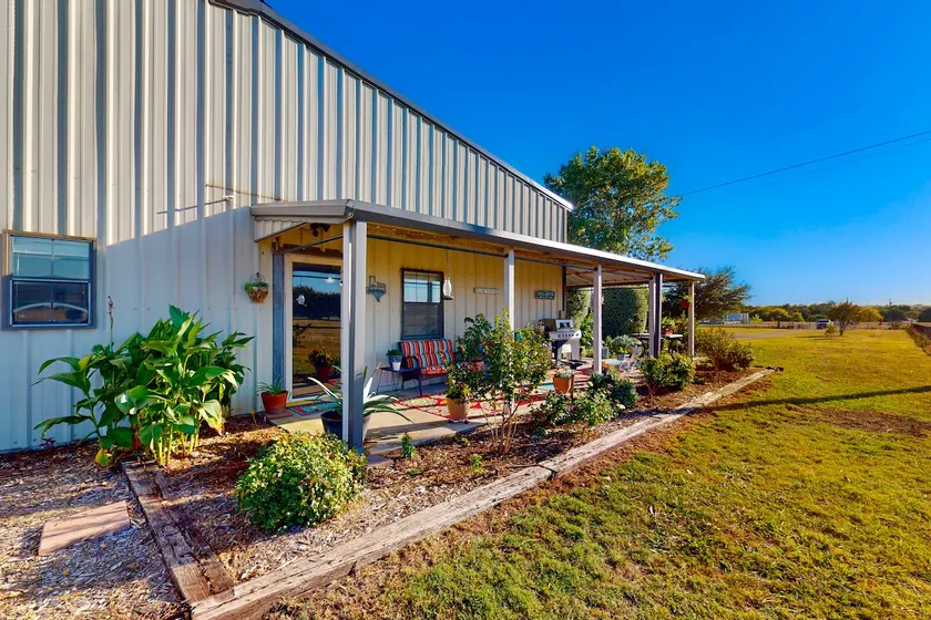 Airstrip Access! Dog-friendly Rhome Retreat - Image 1