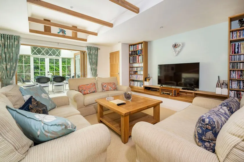 The Granary at Pannels Ash Farm - Image 1