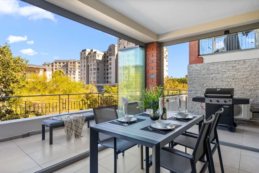 Mayfair Luxury 212 - Image 1