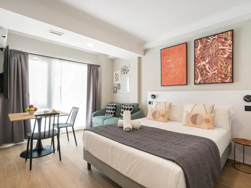 Dobo Cabrera, Double apartment - Image 1
