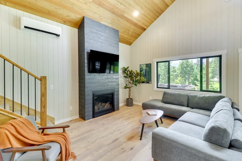Modern Lakeside Cabin w/ Mountain Views & Hot Tub! - Image 1