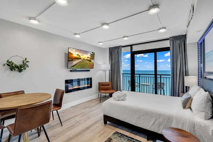 Breakers Tower 1BR Oceanfront Condo - Image 1