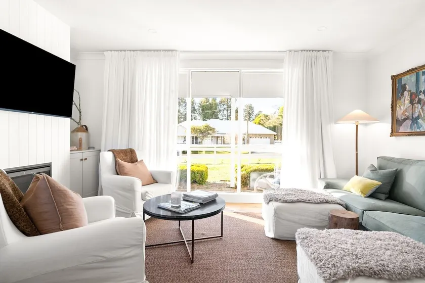 The Waratah Cottage - Image 1