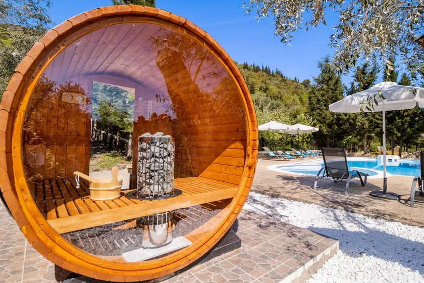 Zen Villa with heating, pool, sauna & fast WiFi - Image 1