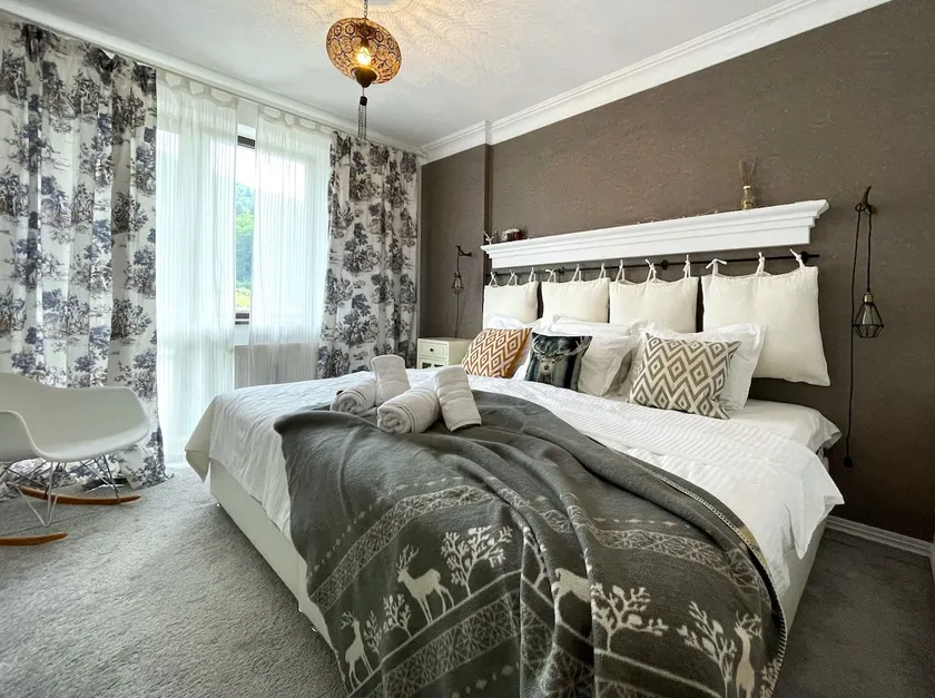Colina Boutique Apartment - Free Parking&Smart TV - Image 1