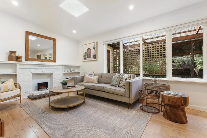Discover Elegance at Silvermist - Image 1