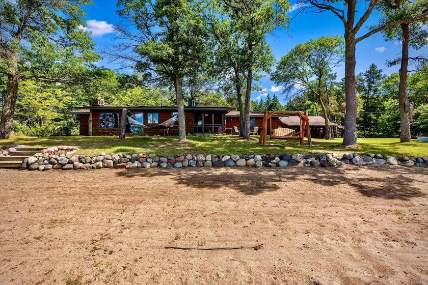 Lakeside Haven at Upper Hay Lake - Image 1
