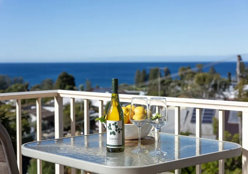 The Quarterdeck Stay 4 nights and only pay for 3! - Image 1
