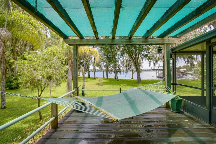 Waterfront Georgetown Retreat on Lake George! - Image 1