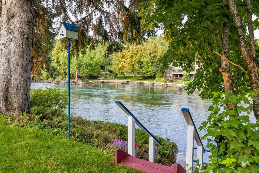 Shared Boat Dock, Waterfront, Downtown - Image 1