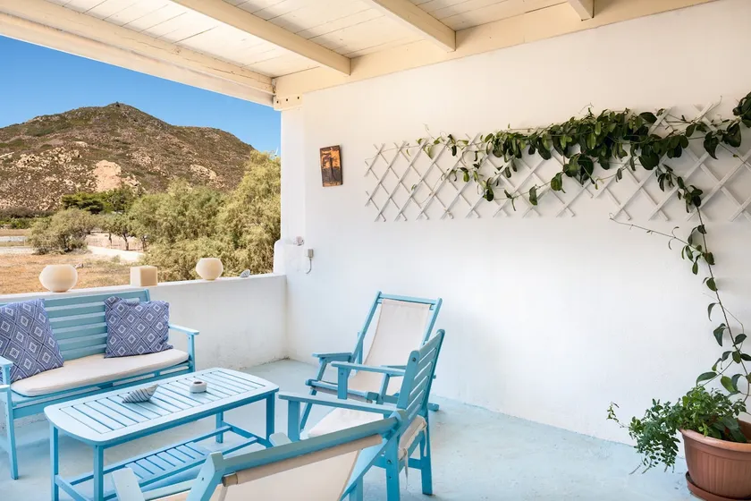 Maison de vacances 'Beachfront Lampis Dolphin 1' avec vue sur la mer, Wi-Fi et climatisation - Image 1