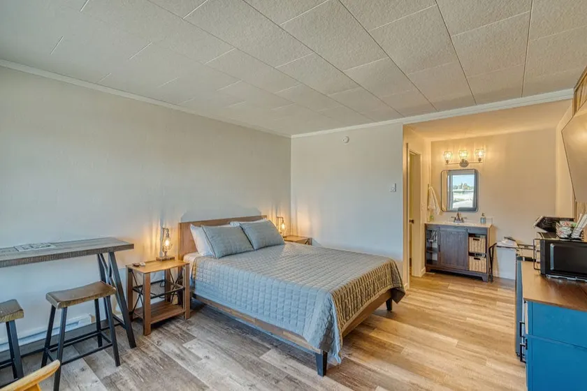 Comfy and Cozy Studio for 2 (108 Jewel Basin) - Image 1