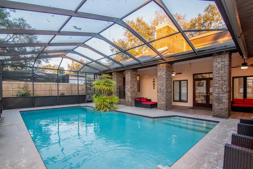 2 Mi to Busch Gardens: Retreat in Scenic Community - Image 1
