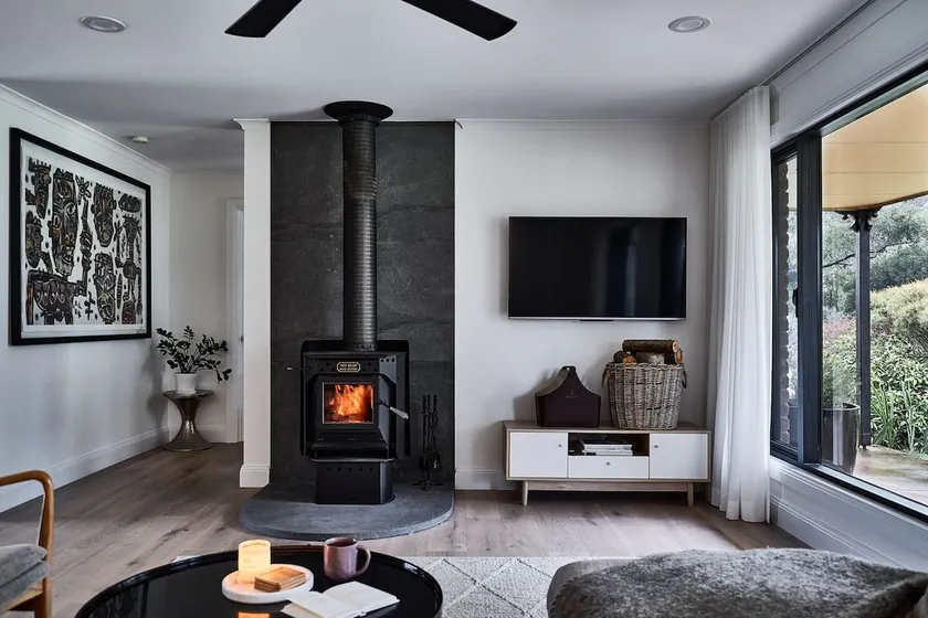 Leonards Hill House - Daylesford Region - Image 1