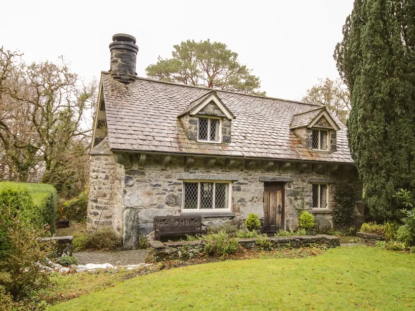 Nant Cottage - Image 1