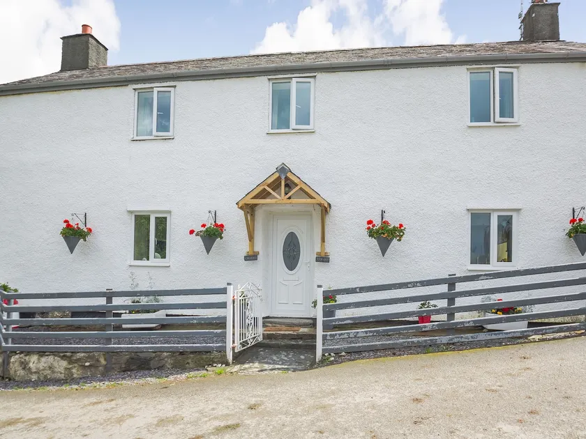 Ty Nant - Image 1