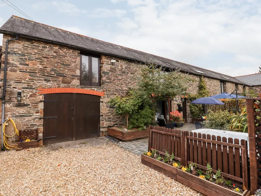 Foxglove Barn - Image 1