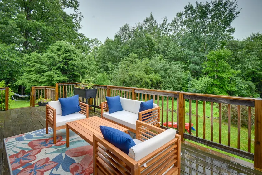 Alexandria Cabin w/ Patio, Grill & Deck - Image 1