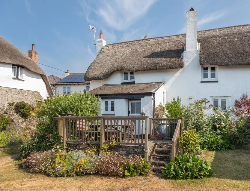 Rose Thatch - Image 1