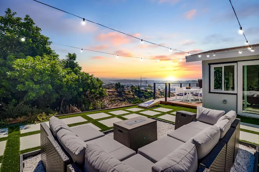 The San Diego Sunrise Abode - Image 1