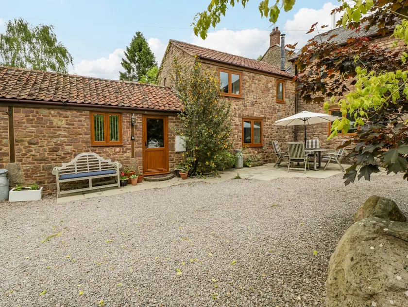Sutton Barn - Image 1