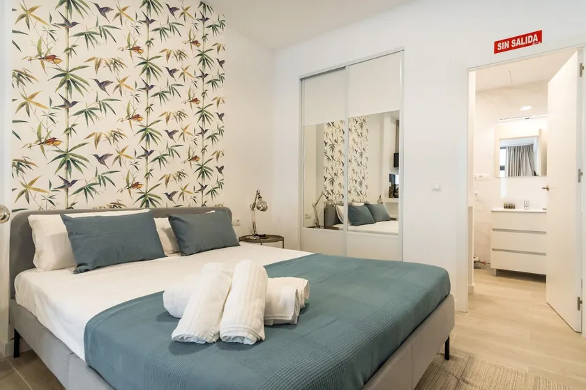 Modern comfy-1bedroom 1bathroom-Prosperidad - Image 1