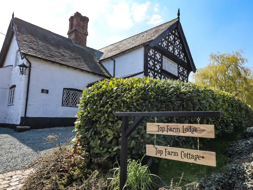 Top Farm Cottage - Image 1