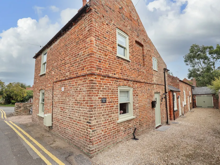 Printers Cottage - Image 1