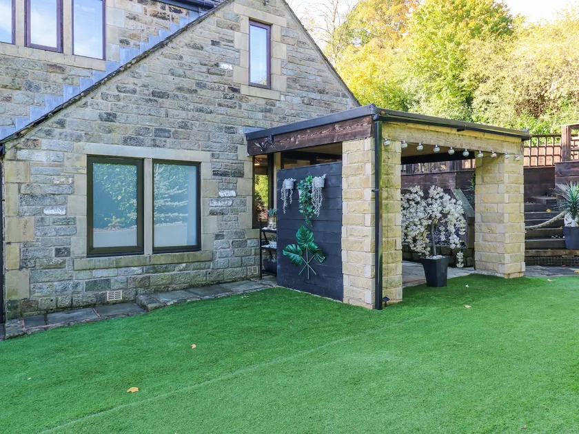 Moor Cottage - Image 1
