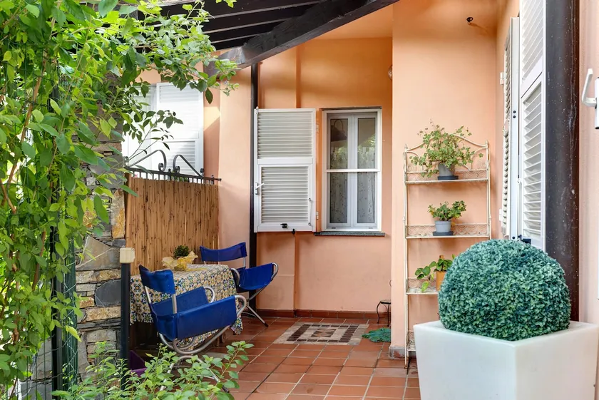 Home Charlene - Image 1