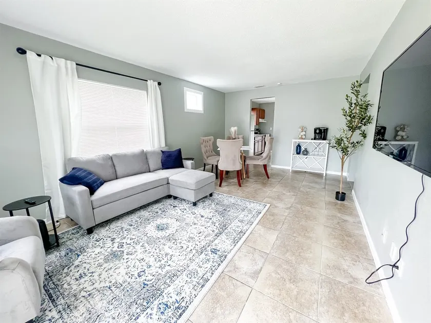 Dade City 2BR Unit 2 | Monthly Rates, Pets OK - Image 1