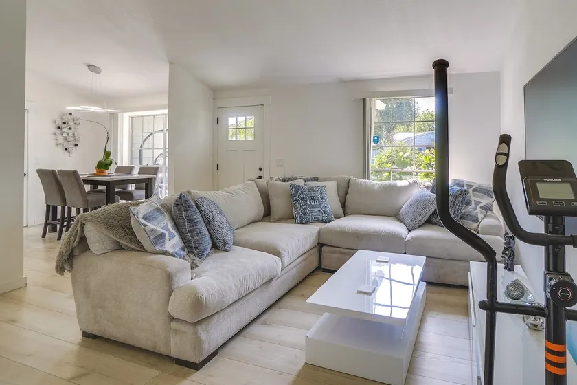BBQ Ready Retreat w/ Pool Access in Palm Harbor - Image 1