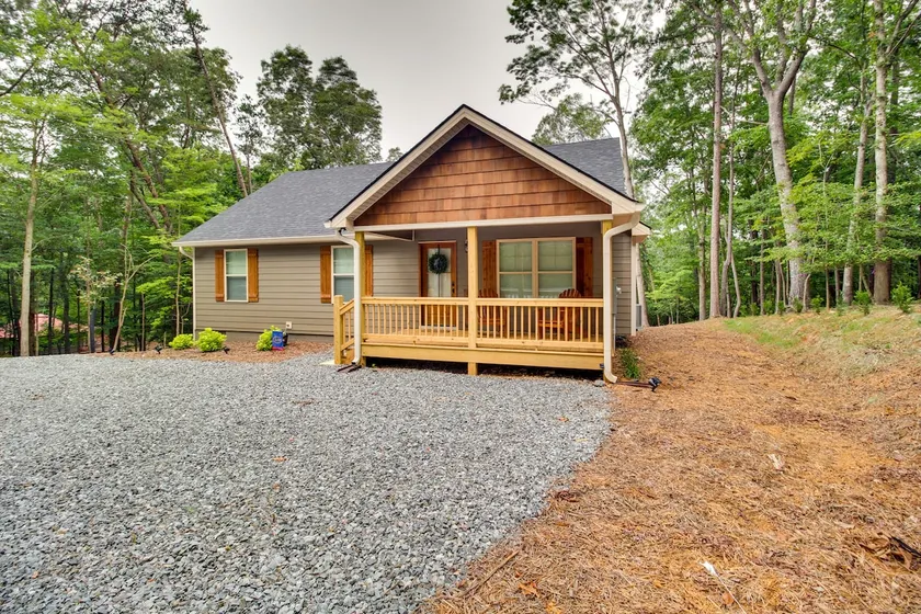 Ellijay Retreat w/ Access to Community Pools! - Image 1