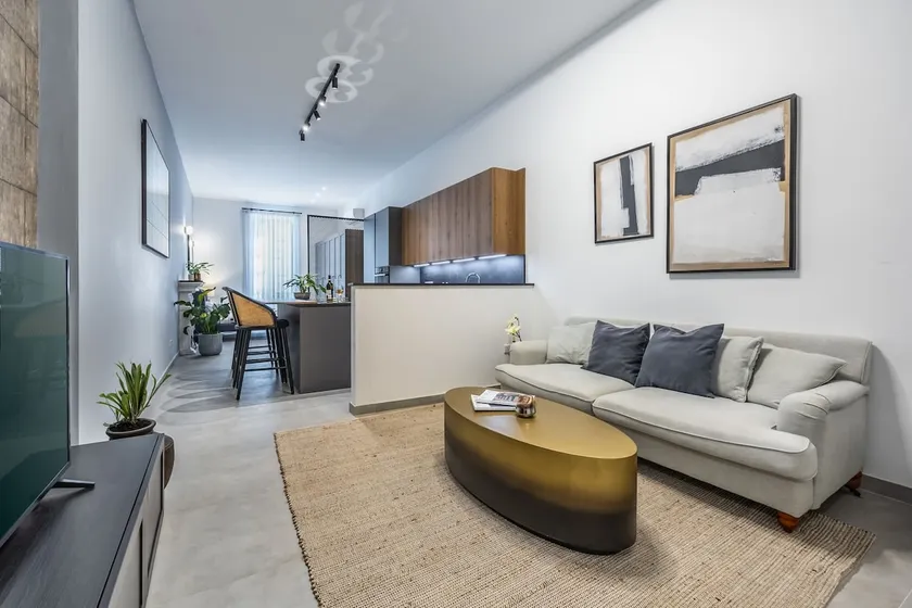 Naomi's Studio - Designer Furnished in the heart of Sliema - Image 1