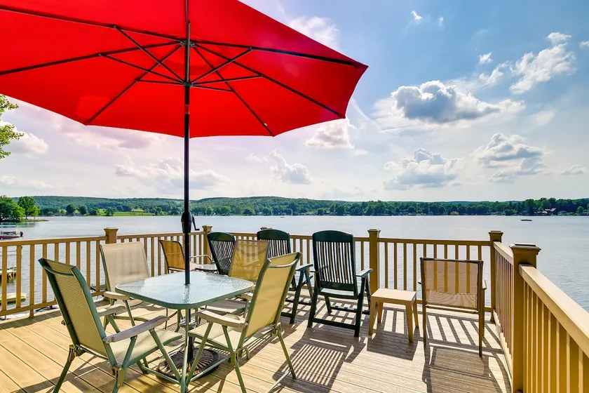 Waterfront Escape on Loon Lake: Private Beach! - Image 1