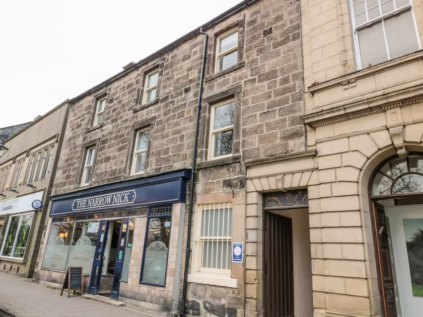 Simonside Apartment - Image 1