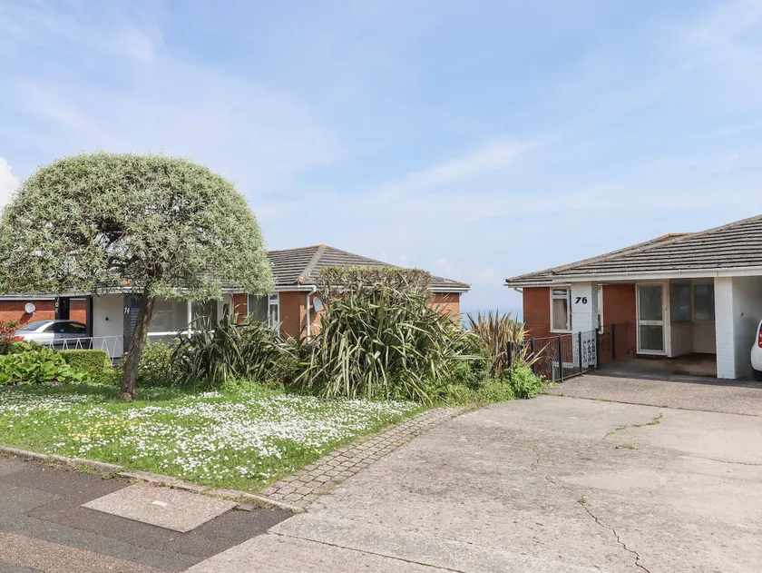 Sunny Bank - Image 1