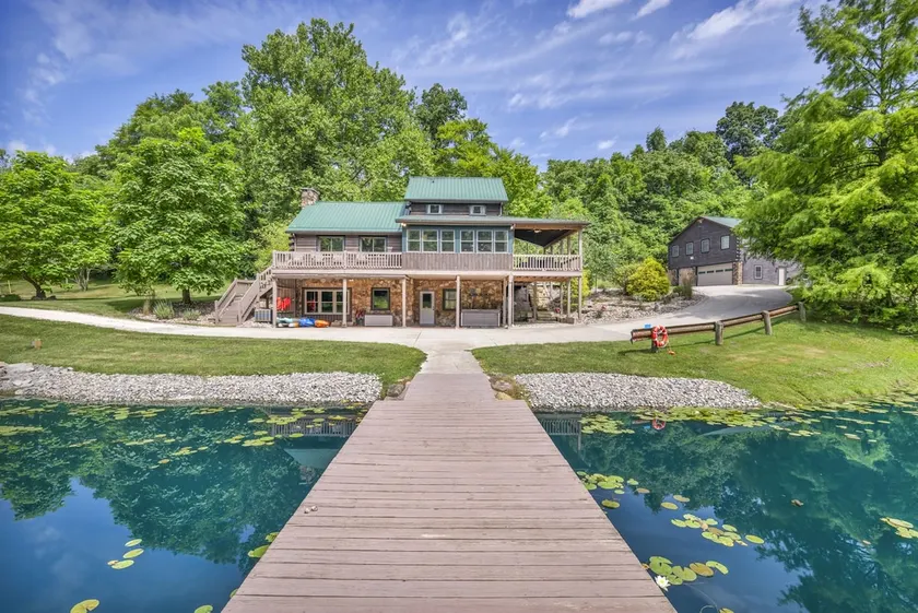 16 Guests | Ponds | Hot Tub | Game Room | Trails - Image 1