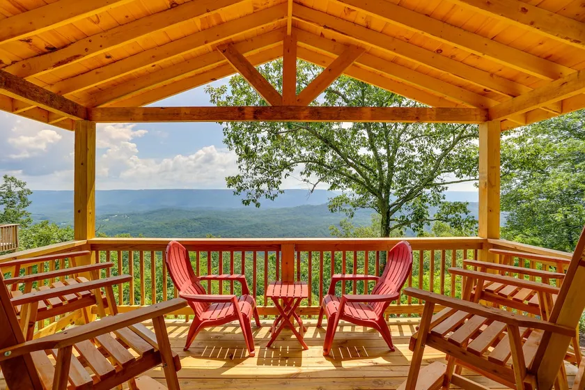 Mtn-View Gem: Flat Rock Retreat w/ Deck & Grill! - Image 1